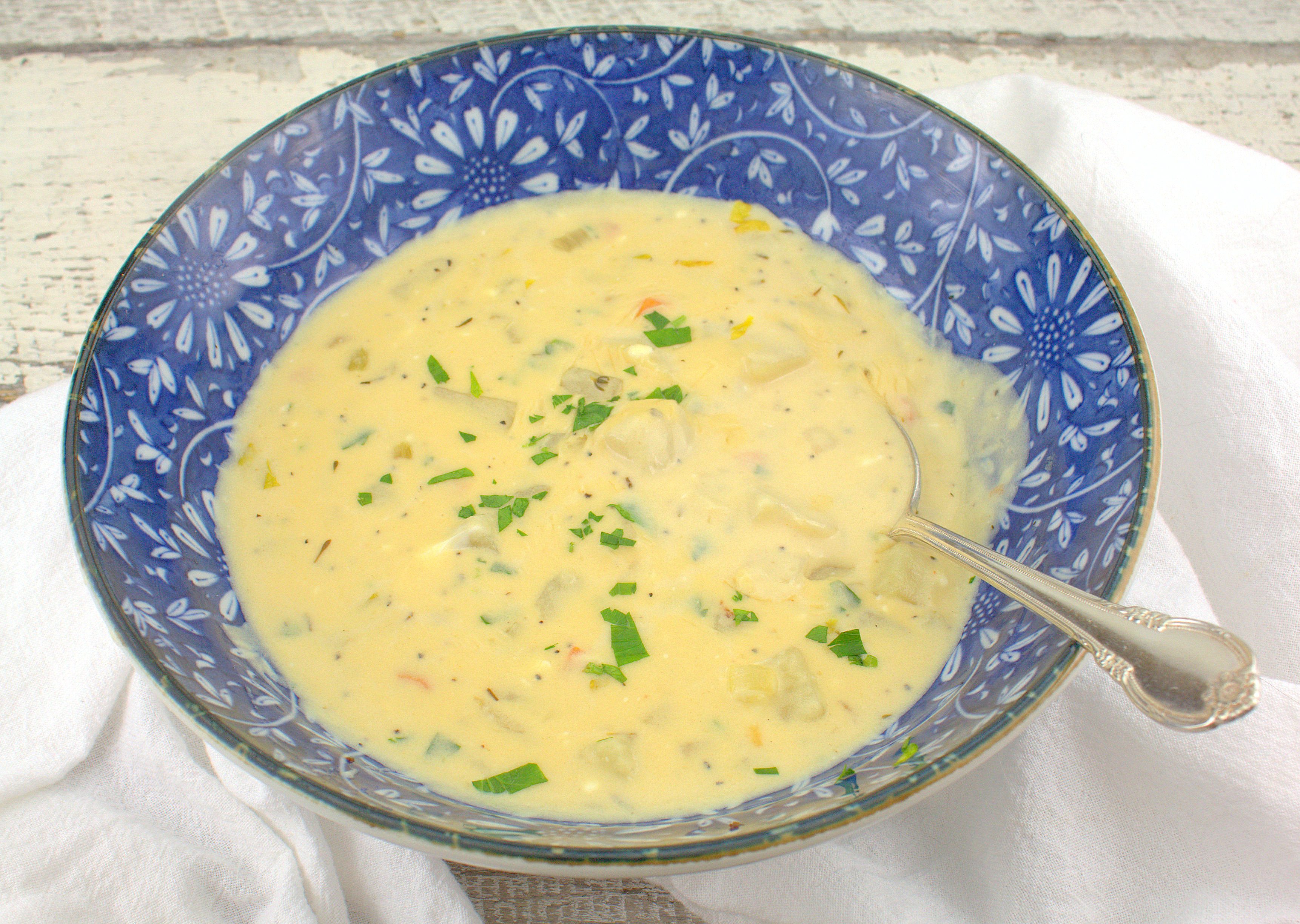 Delicious bowl of Old-Fashioned Potato Soup