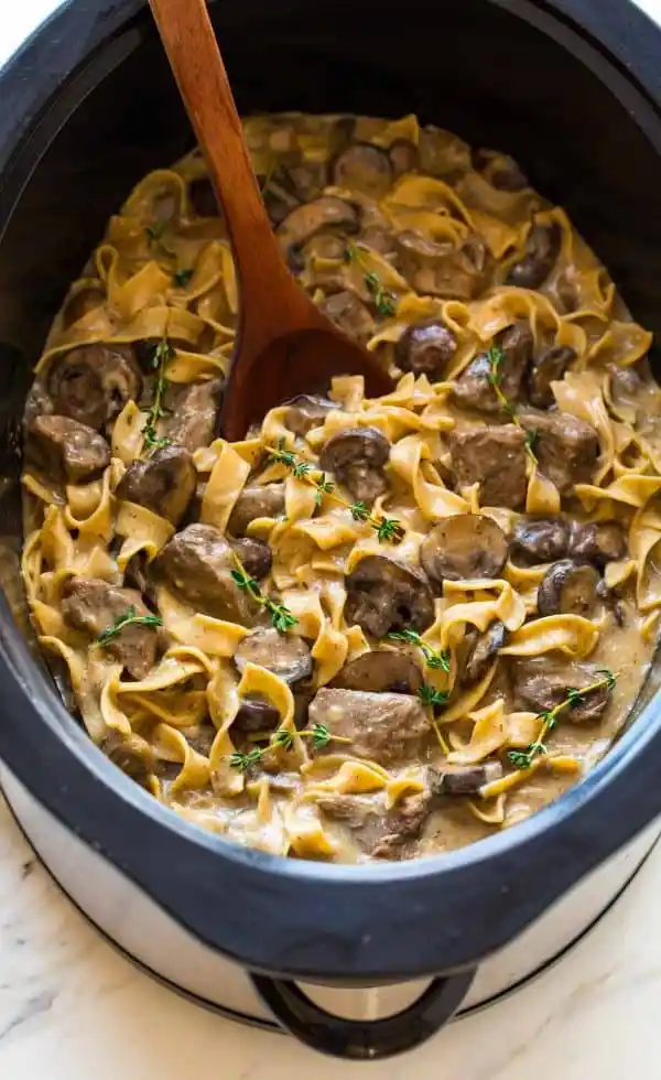 Slow Cooker Beef Stroganoff