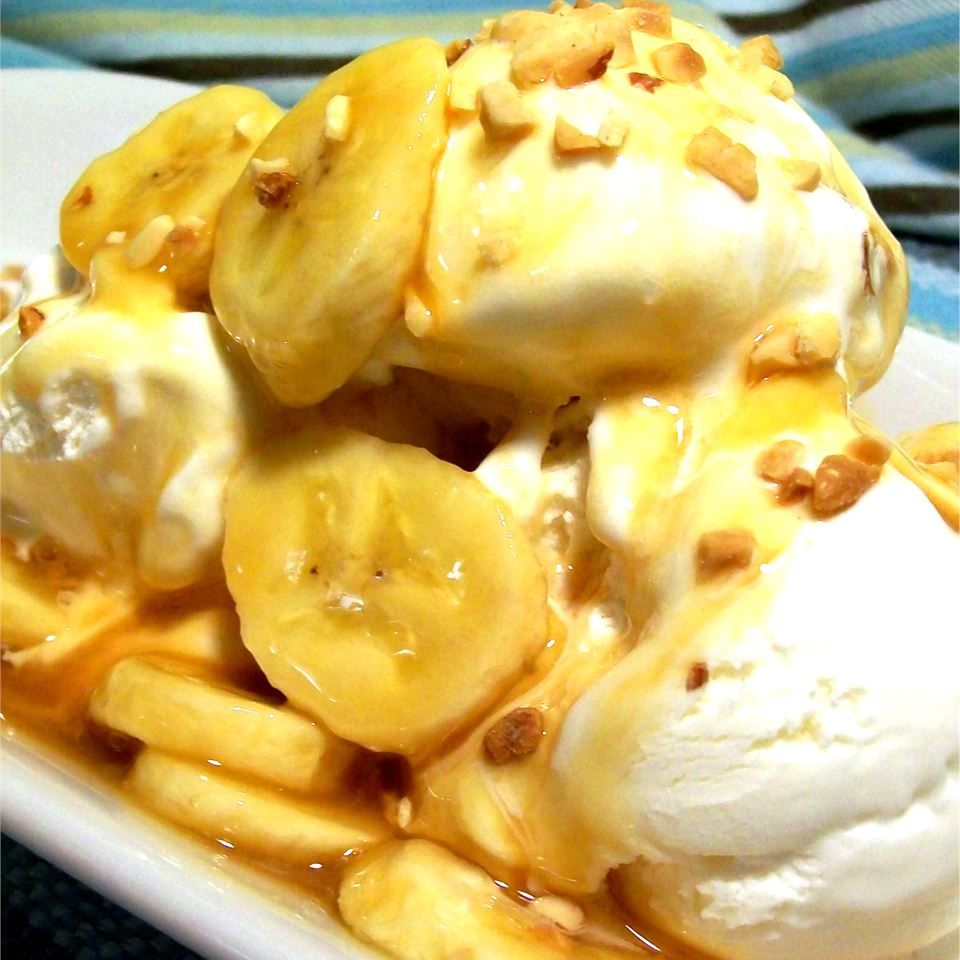 Delicious Bananas in Caramel Sauce