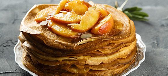 Cinnamon-Peach Cottage Cheese Pancakes