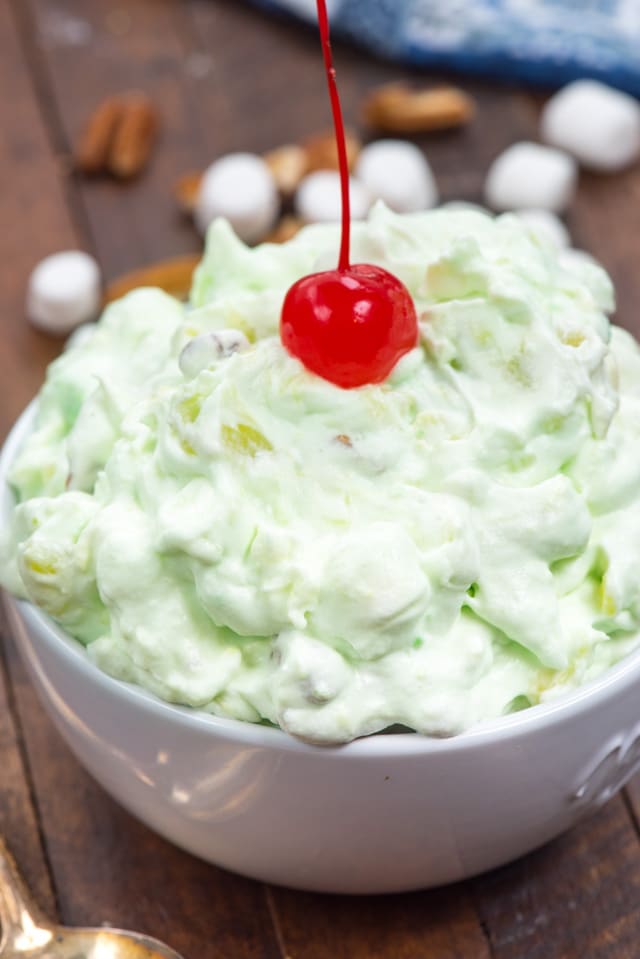 Watergate Salad Recipe - EASY GOOD IDEAS