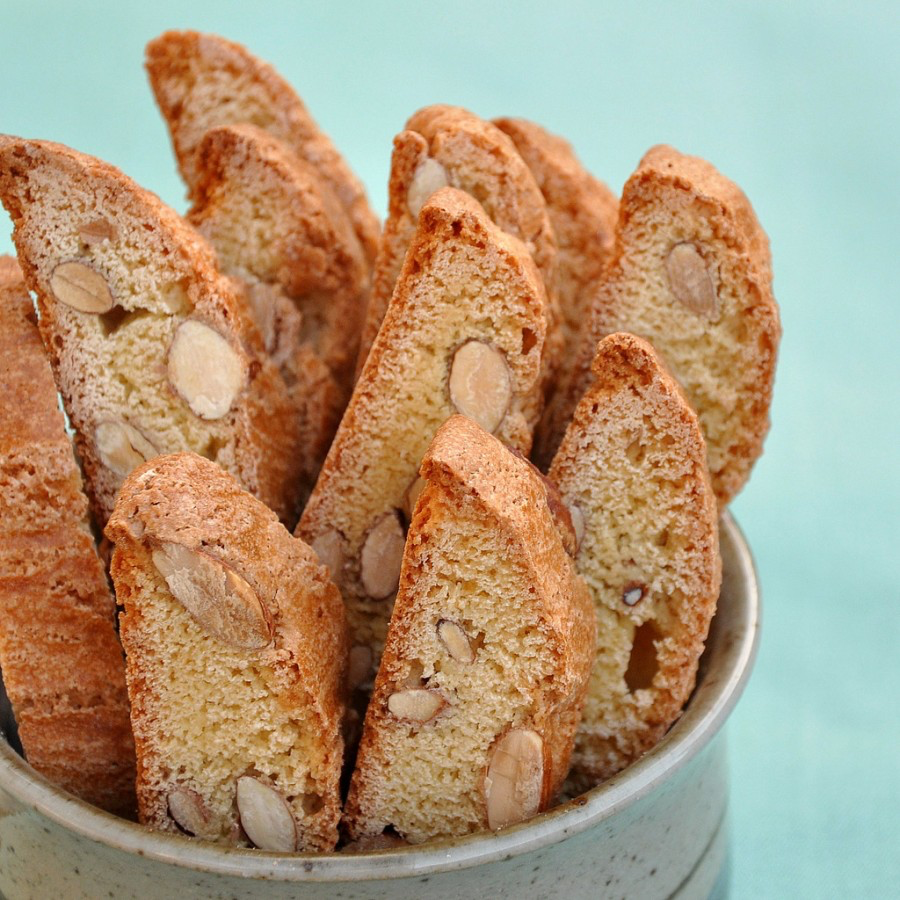 Italian biscotti cantucci