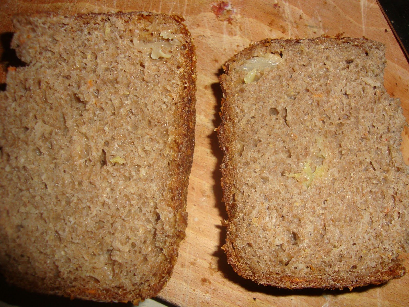 Sauerkraut-onion sourdough bread