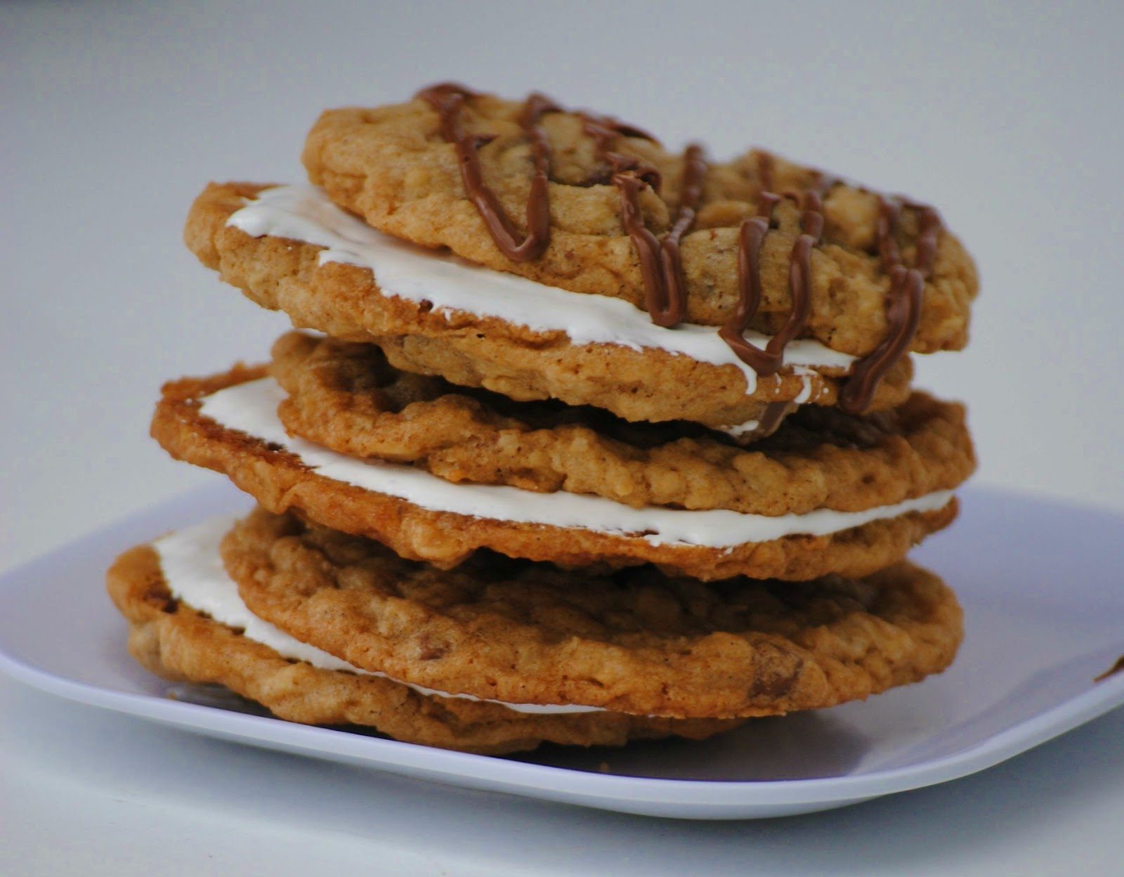 Oatmeal Whoopie Pies