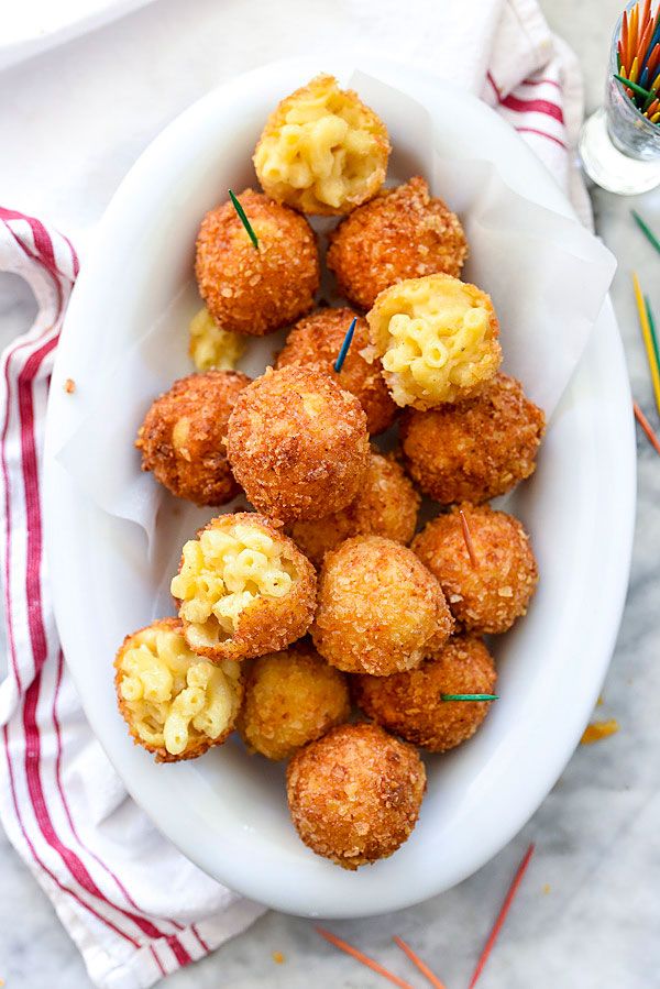 Deep Fried Mac n Cheese Balls