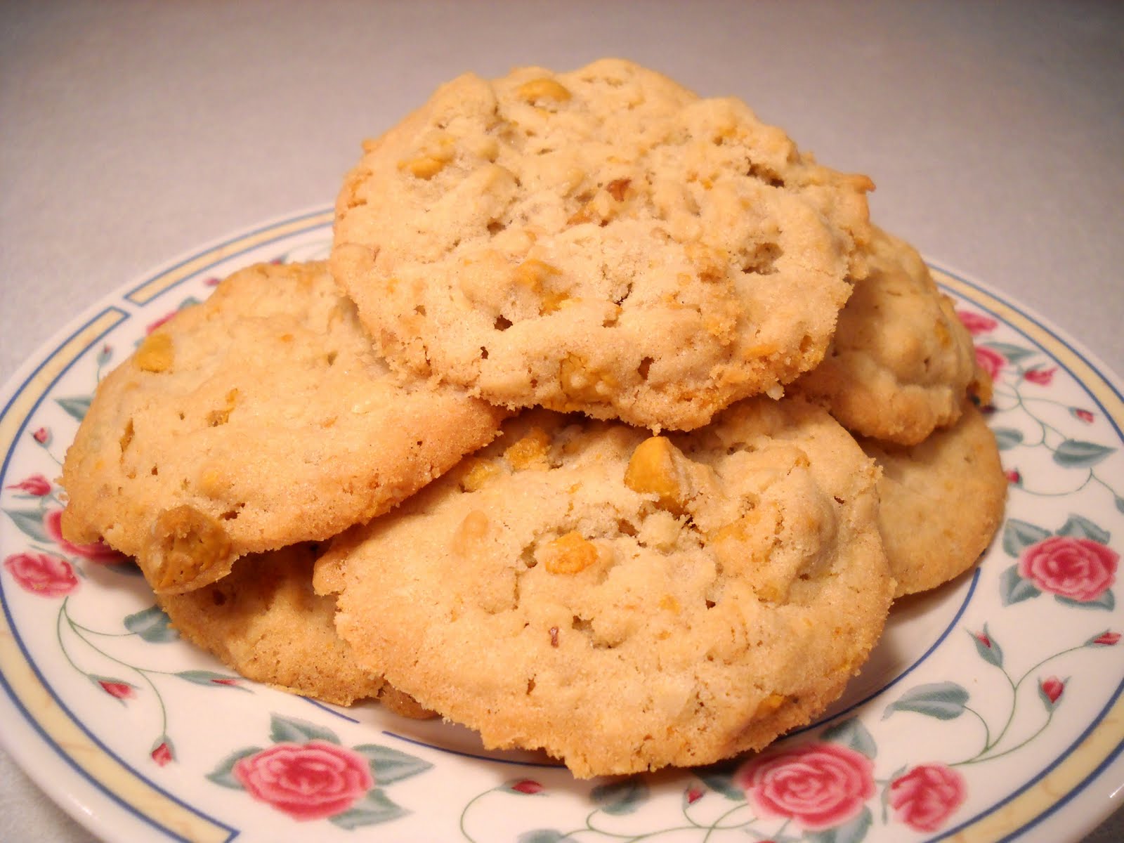 Crispy Polynesian Butterscotch Cookies