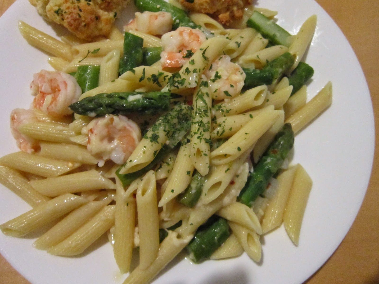 Elegant Penne with Asparagus and Shrimp