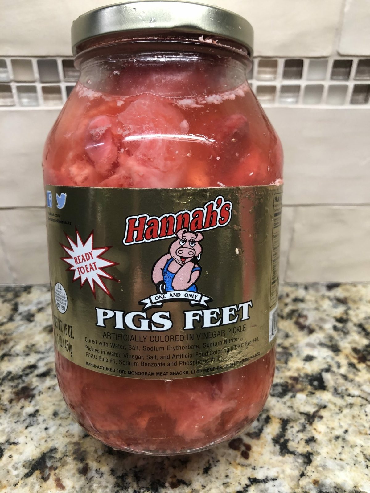 Hannah's Pickled Pig's Feet Jar