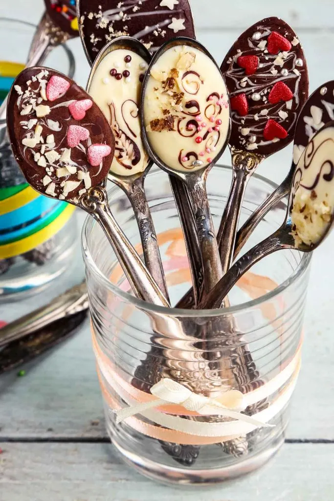 Easy Chocolate Spoons For Edible Gifts Or Parties