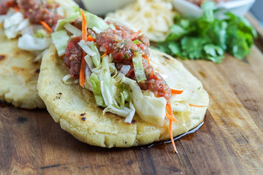 Pupusas de Queso (Salvadoran Cheese-Stuffed Tortillas)