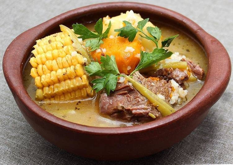 Cazuela de Vacuno (Beef Stew with Corn and Pumpkin) - 7 Continents 2 U