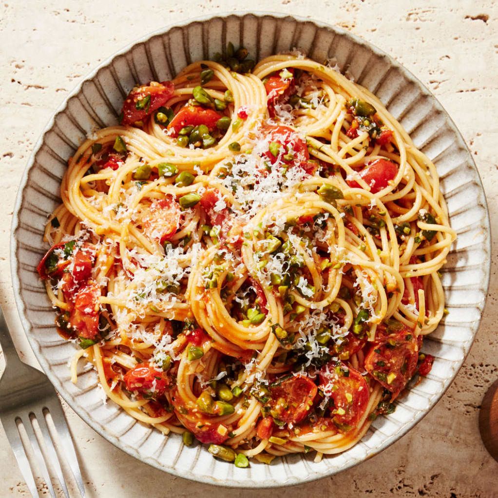 Sicilian Spaghetti with Cherry Tomatoes & Pistachios