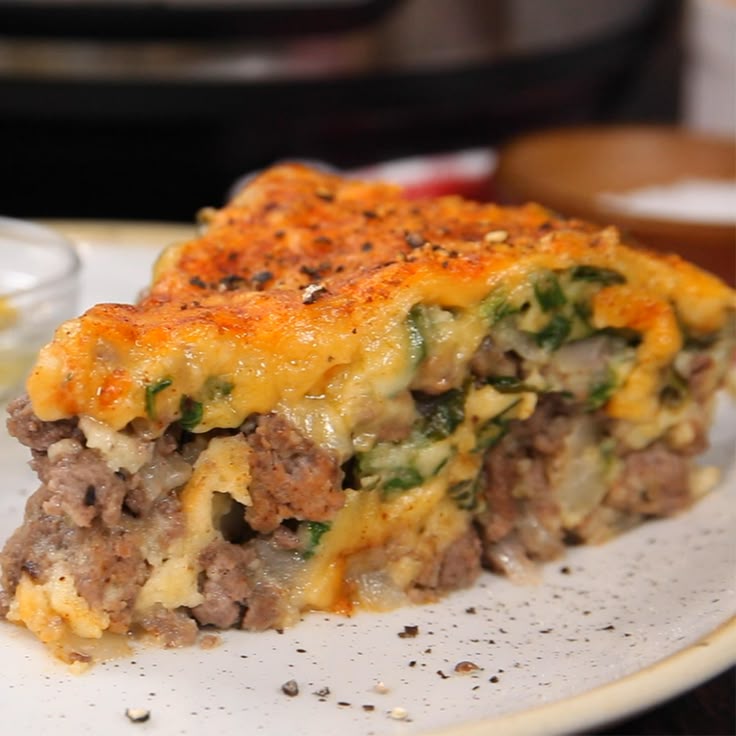 Delicious Impossibly Easy Cheeseburger Pie