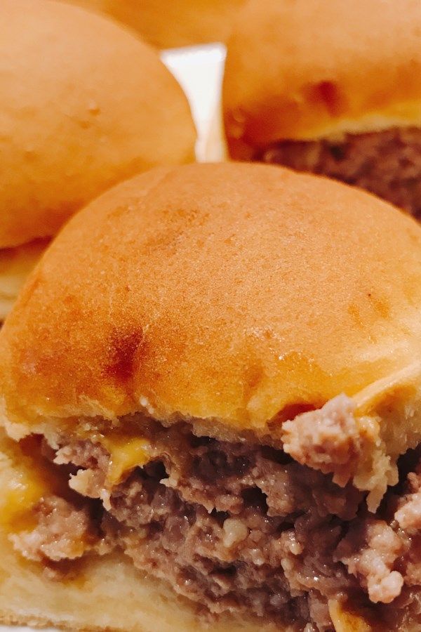 Slider-Style Mini Burgers