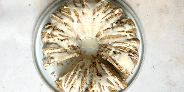 Spiced Apple Coffee Cake