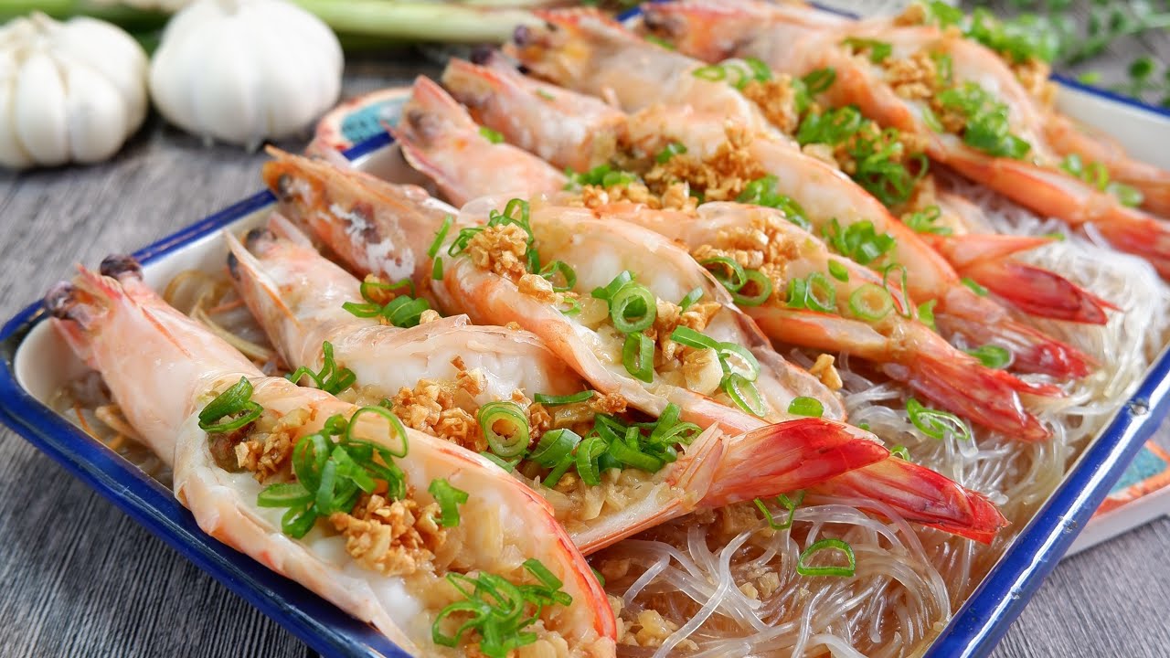 Super Easy Restaurant-Style Steamed Garlic Prawns with Glass Noodles