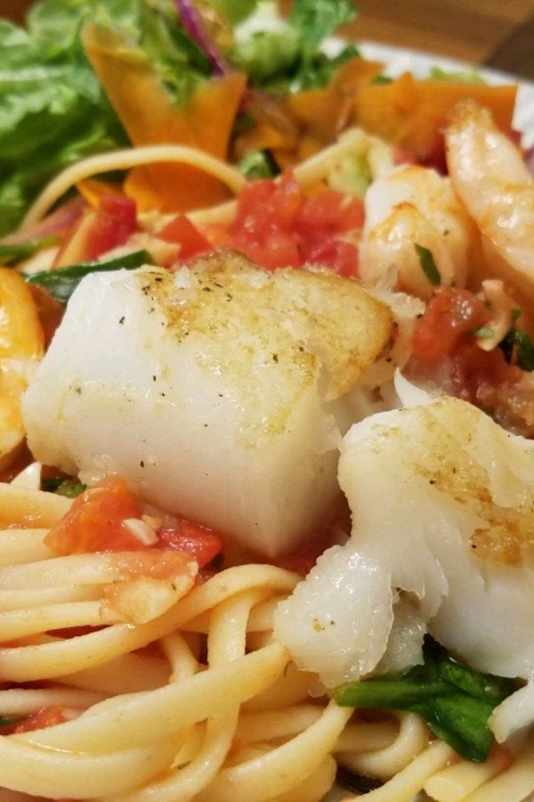 Alaskan Cod and Shrimp with Fresh Tomato