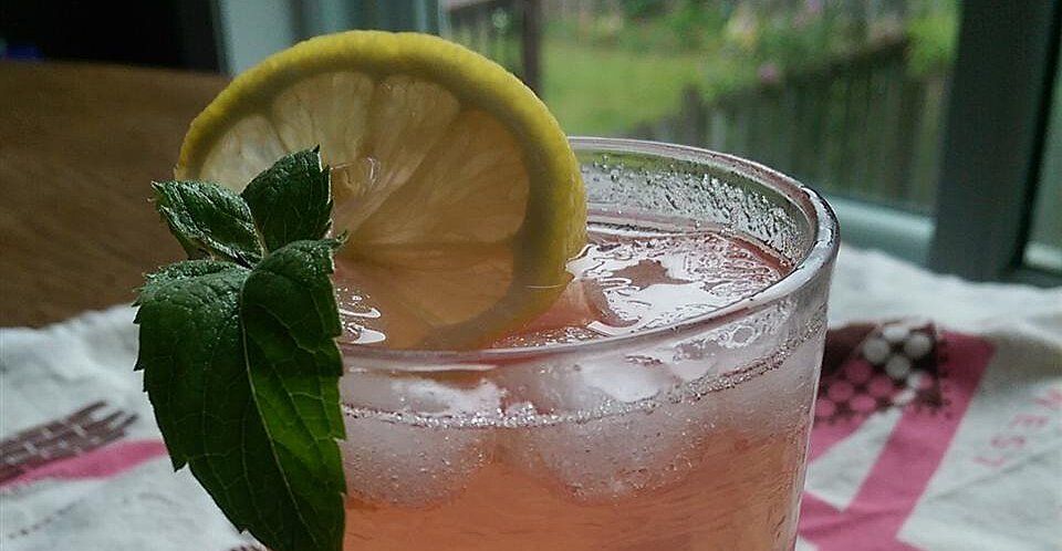 Strawberry, Ginger and Mint Sekanjabin