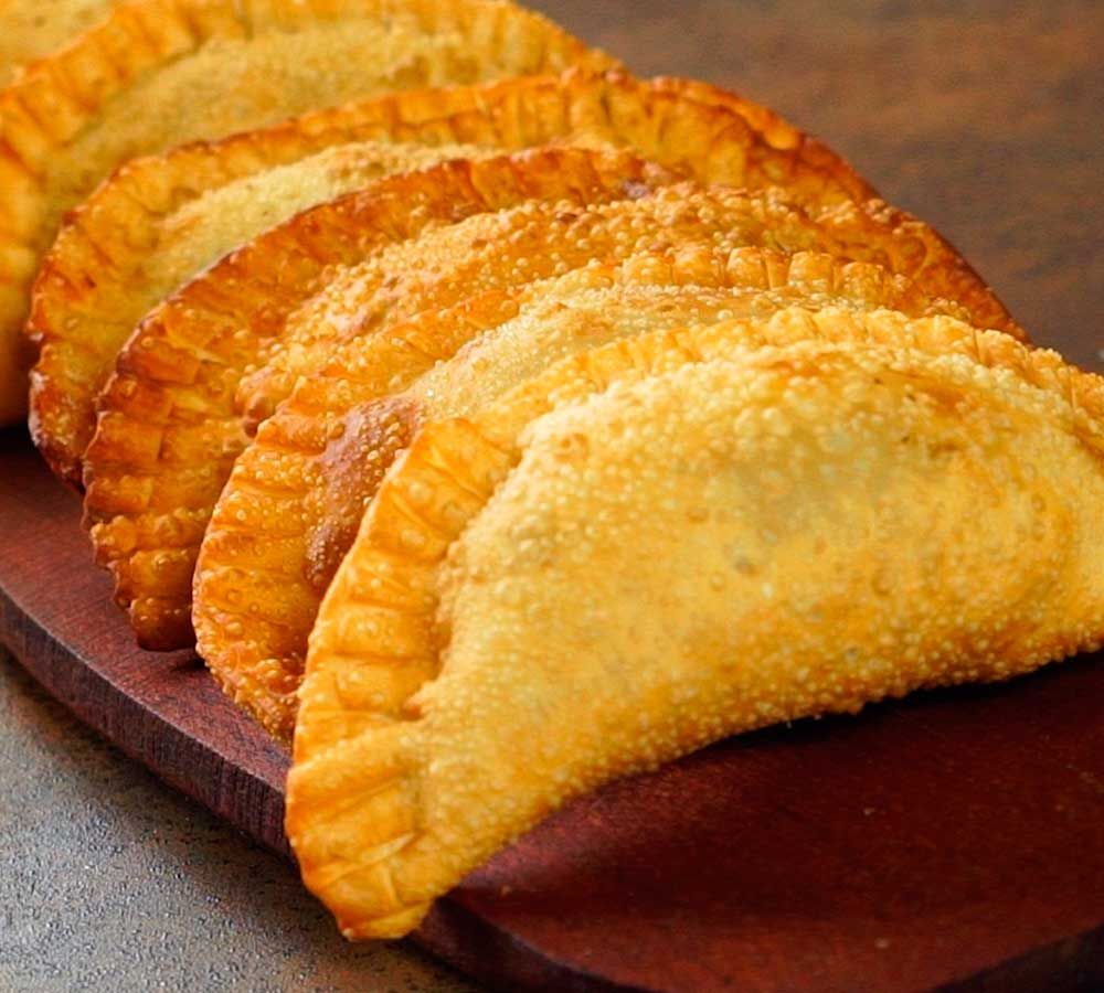 Delicious Empanadas Fritas de Queso