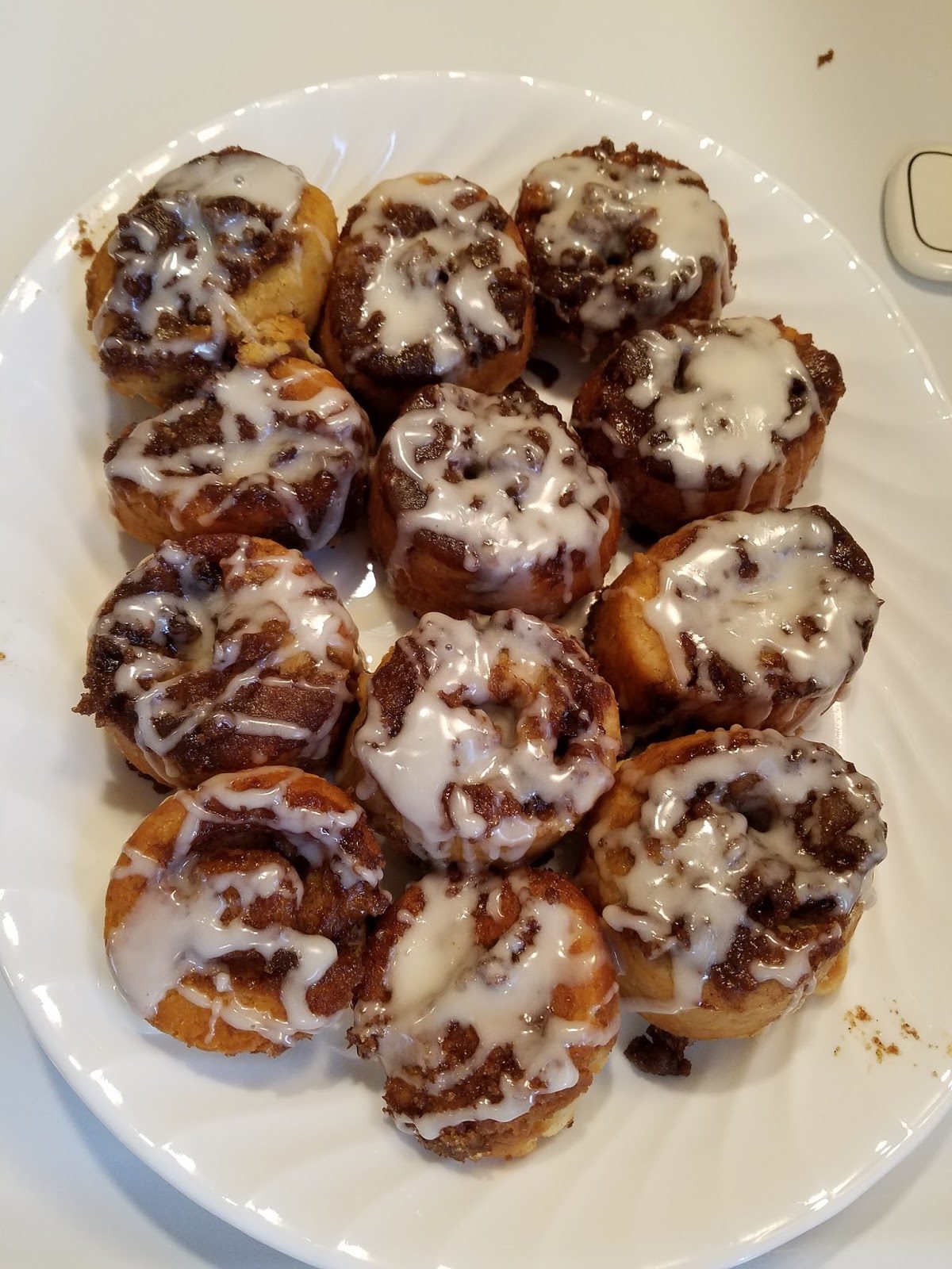 Delicious Jiffy Cinnamon Rolls