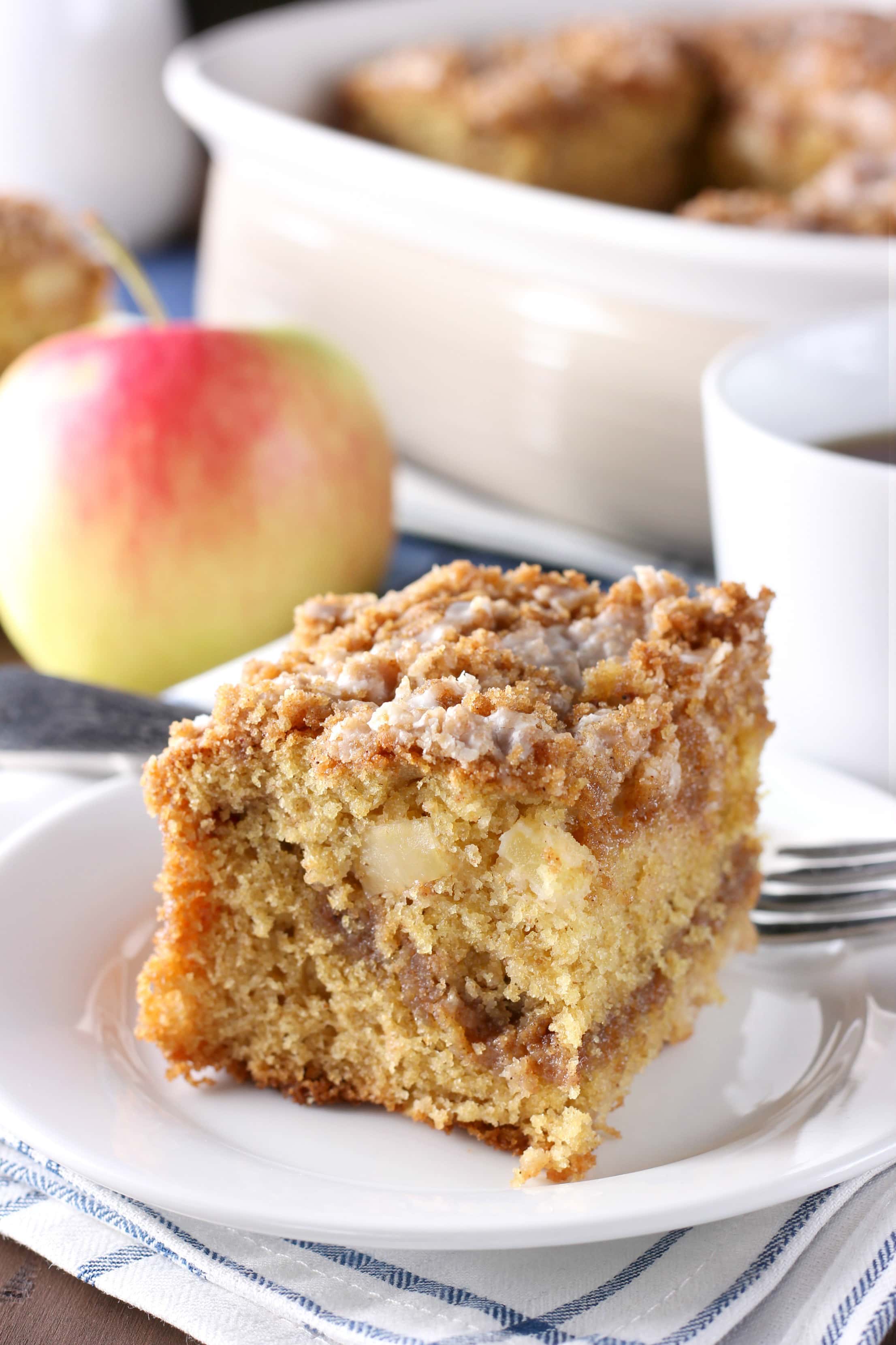 Cinnamon Swirl Apple Coffee Cake