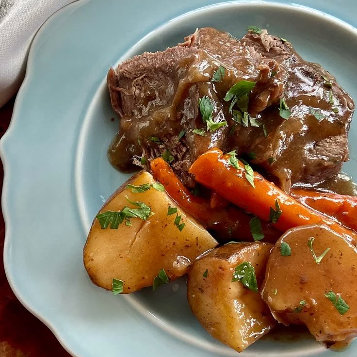 Garlic Top Sirloin Pot Roast