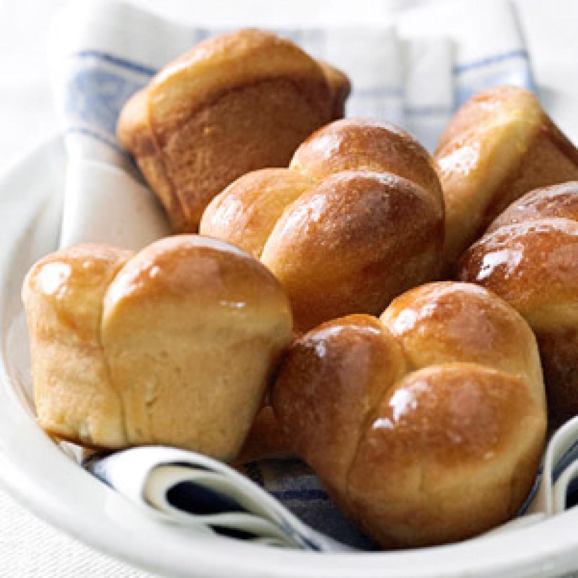 Classic Dinner Rolls