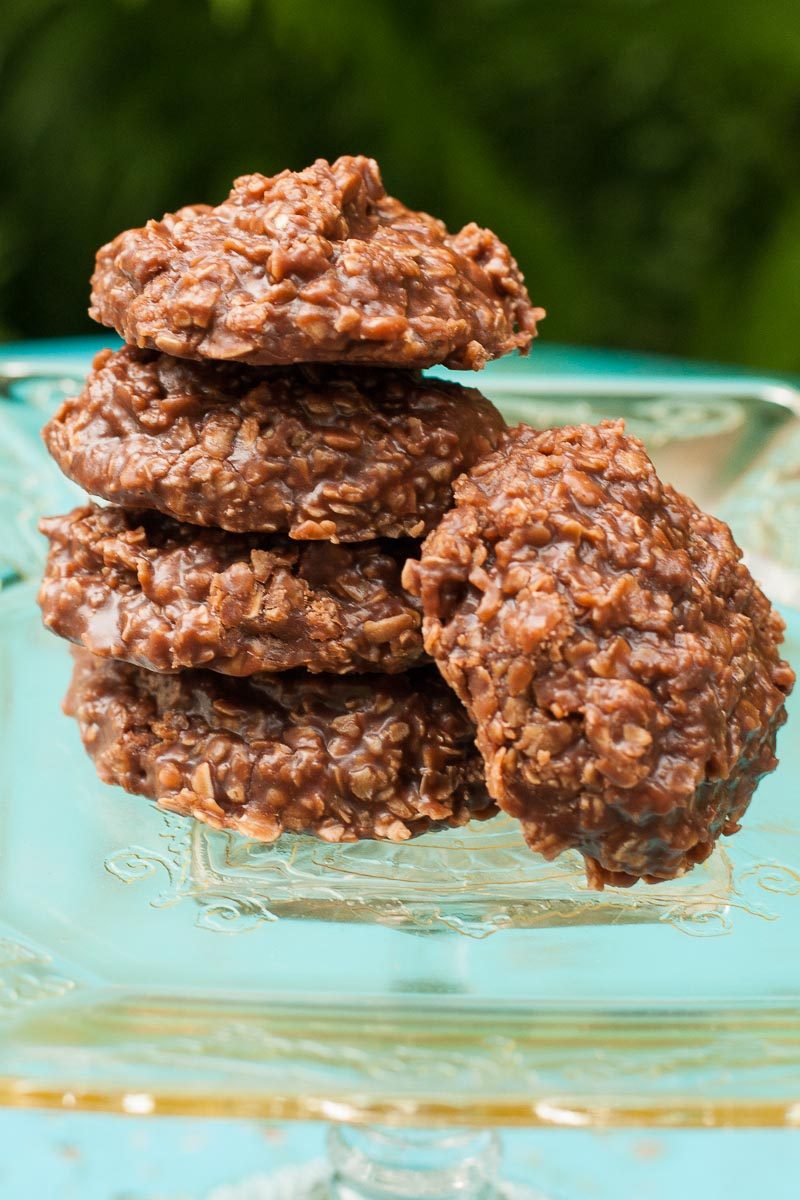 No Bake Chocolate Peanut Butter Cookies