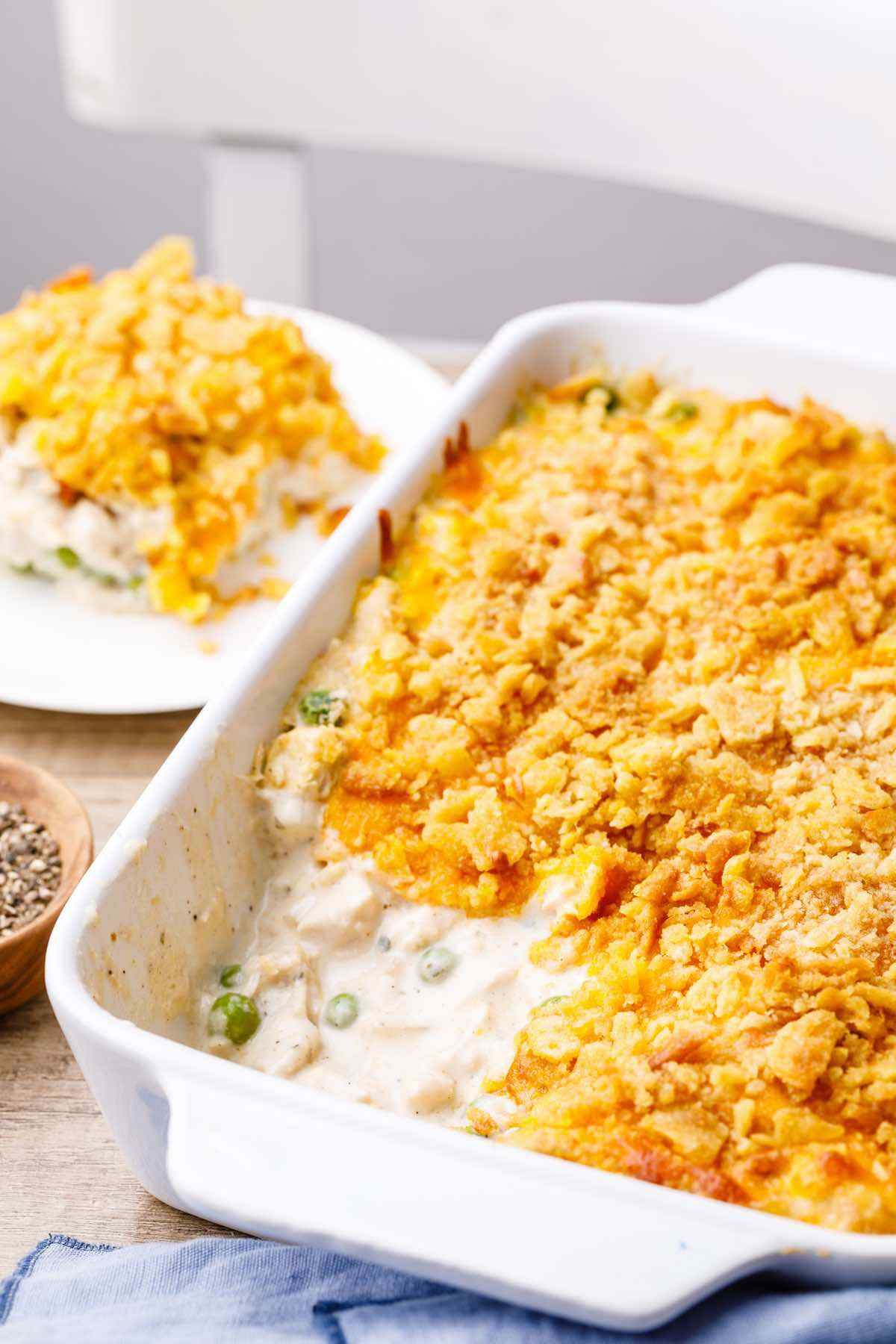 Easy Creamy Chicken Casserole