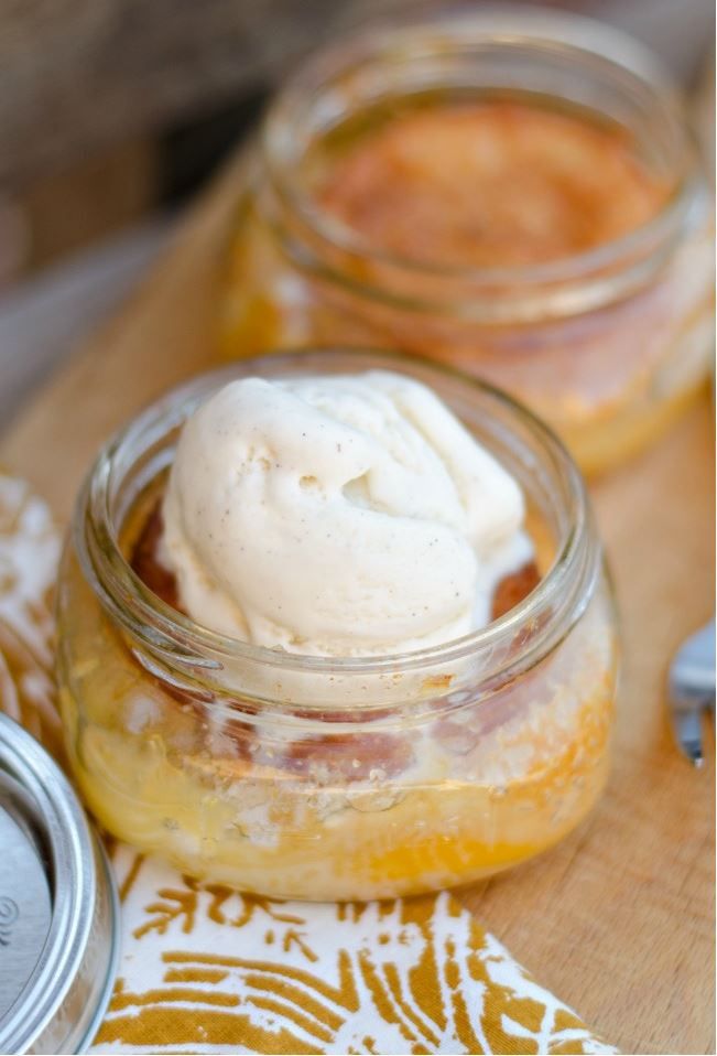 Healthy Mason Jar Peach Cobbler Desserts