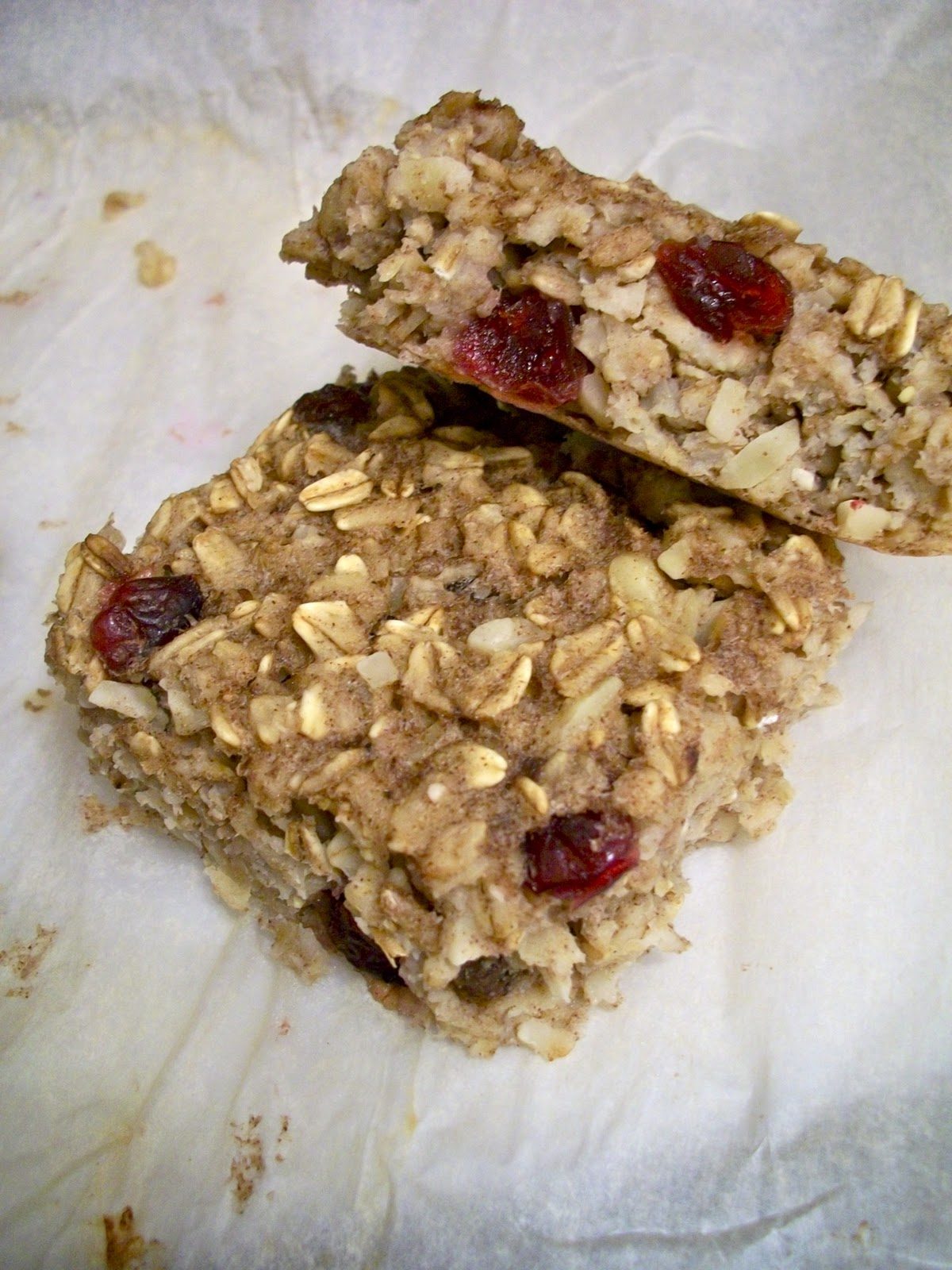 Baked Banana Oatmeal Bars