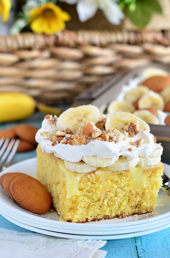 Banana Pudding Poke Cake