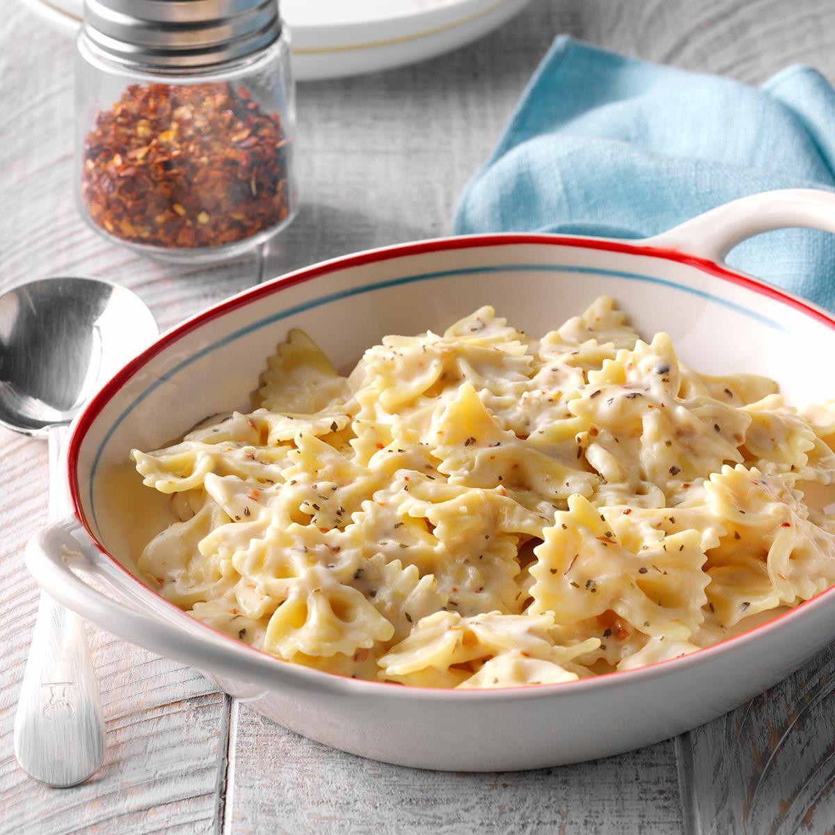 Creamy Garlic Bow Tie Pasta