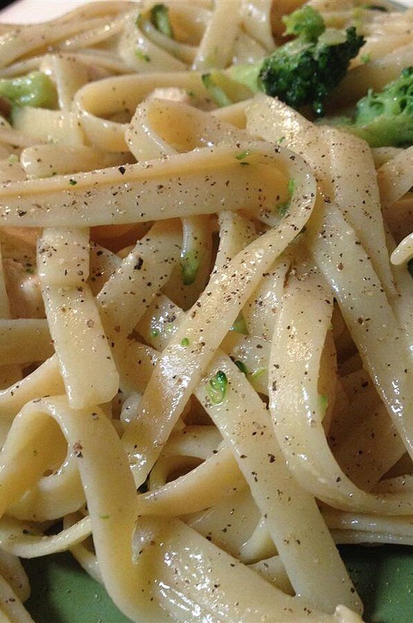 Broccoli Garlic Angel Hair Pasta