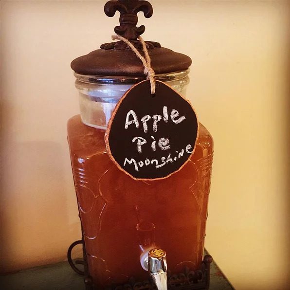 Grandma's Apple Pie 'Ala Mode' Moonshine
