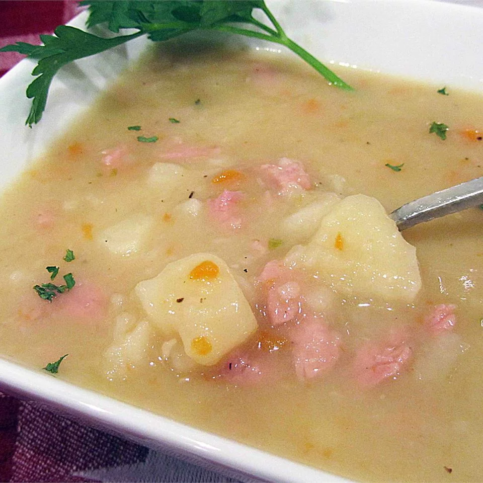 Delicious Ham and Potato Soup