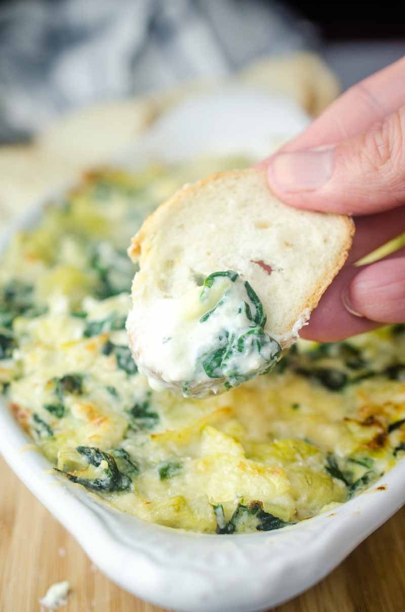 Hot Crab Spinach Artichoke Dip