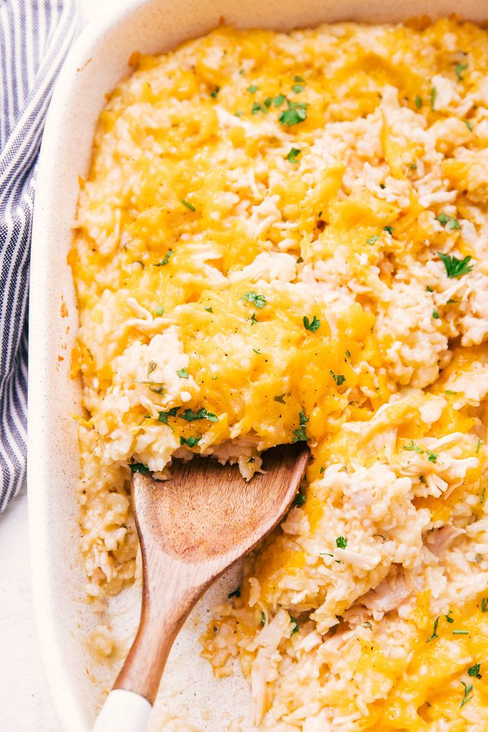 Easy Cheesy Chicken and Rice Casserole