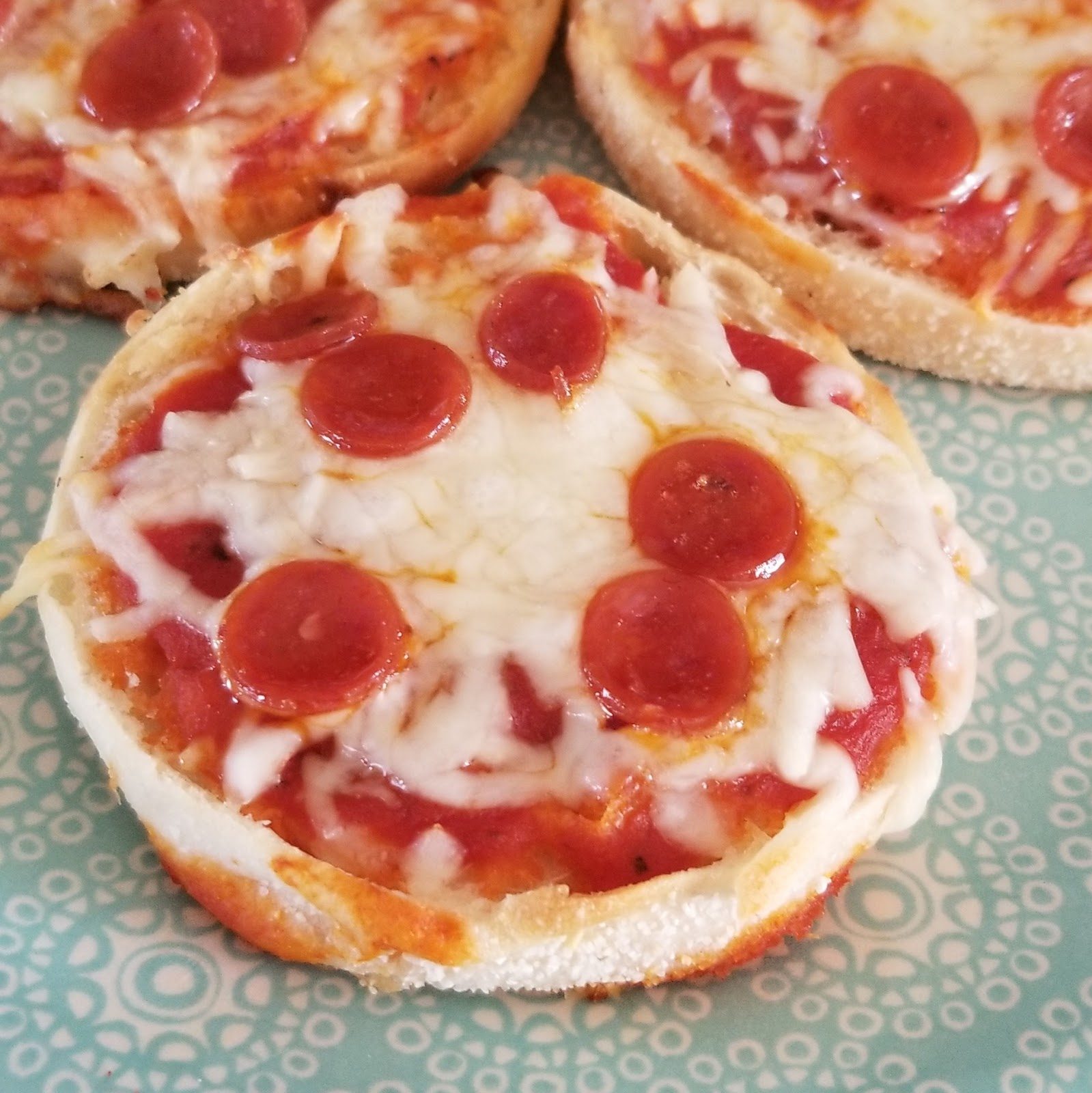 Mini English Muffin Pizza