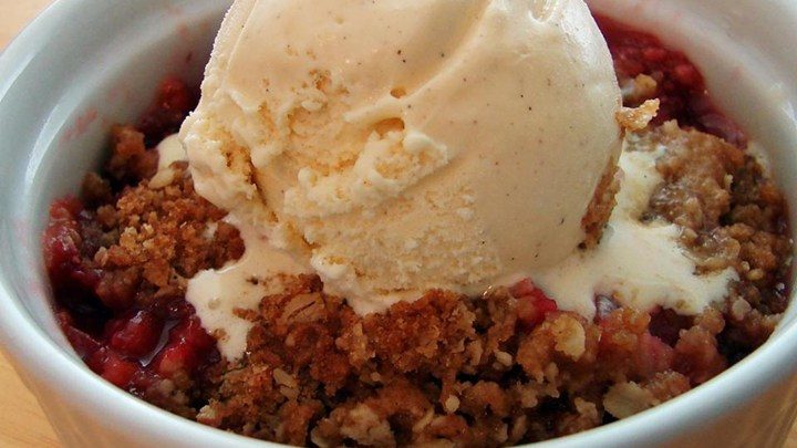 Chef John’s Rhubarb Crisp