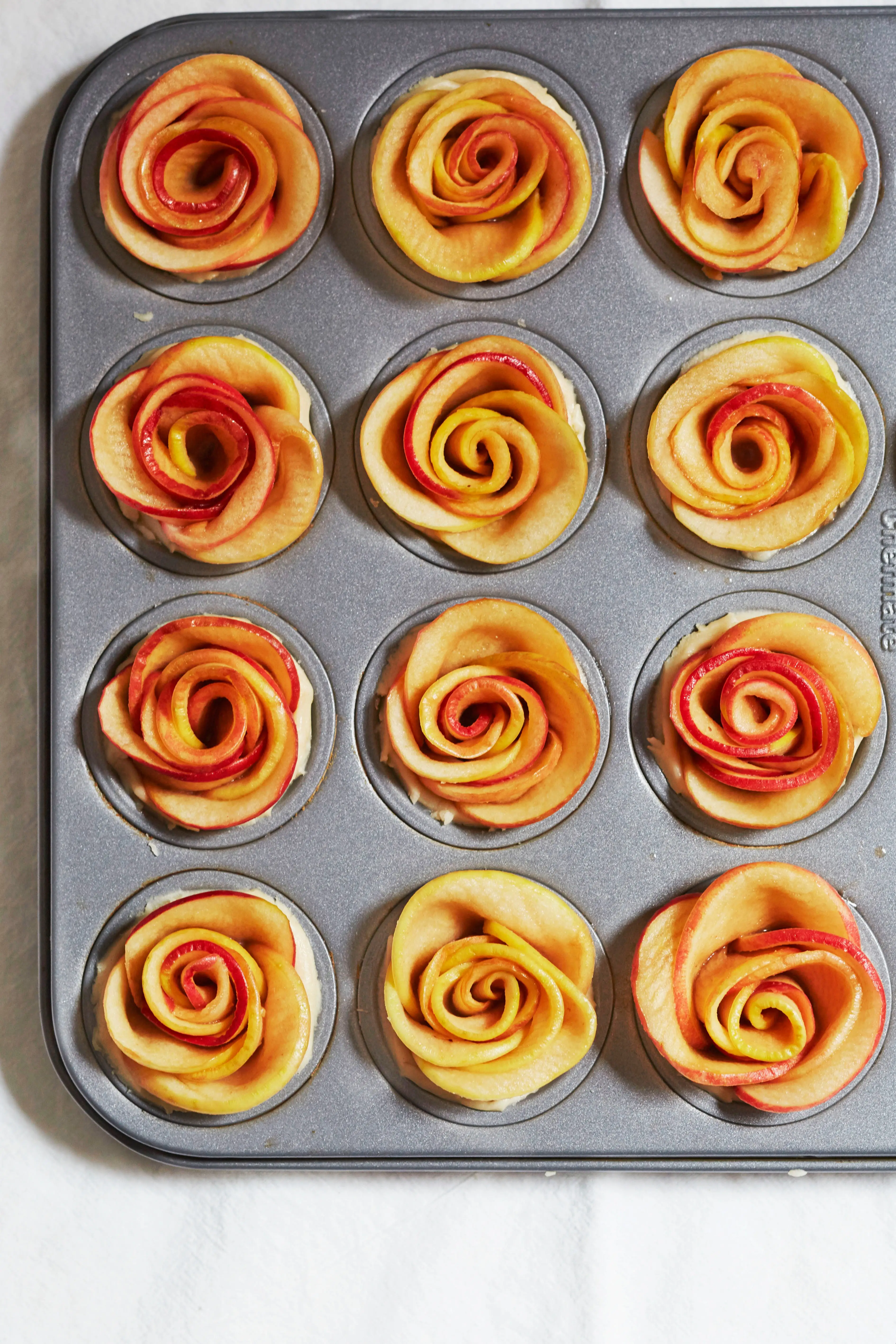 Mini Apple Rose Pies