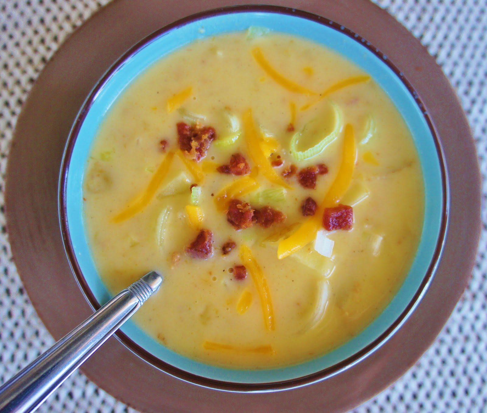 Cheesy Potato and Leek Soup