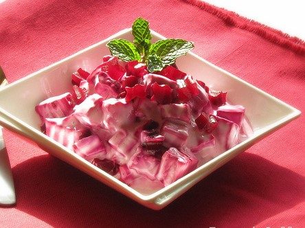 Mast-o-Laboo Persian Beet Yogurt
