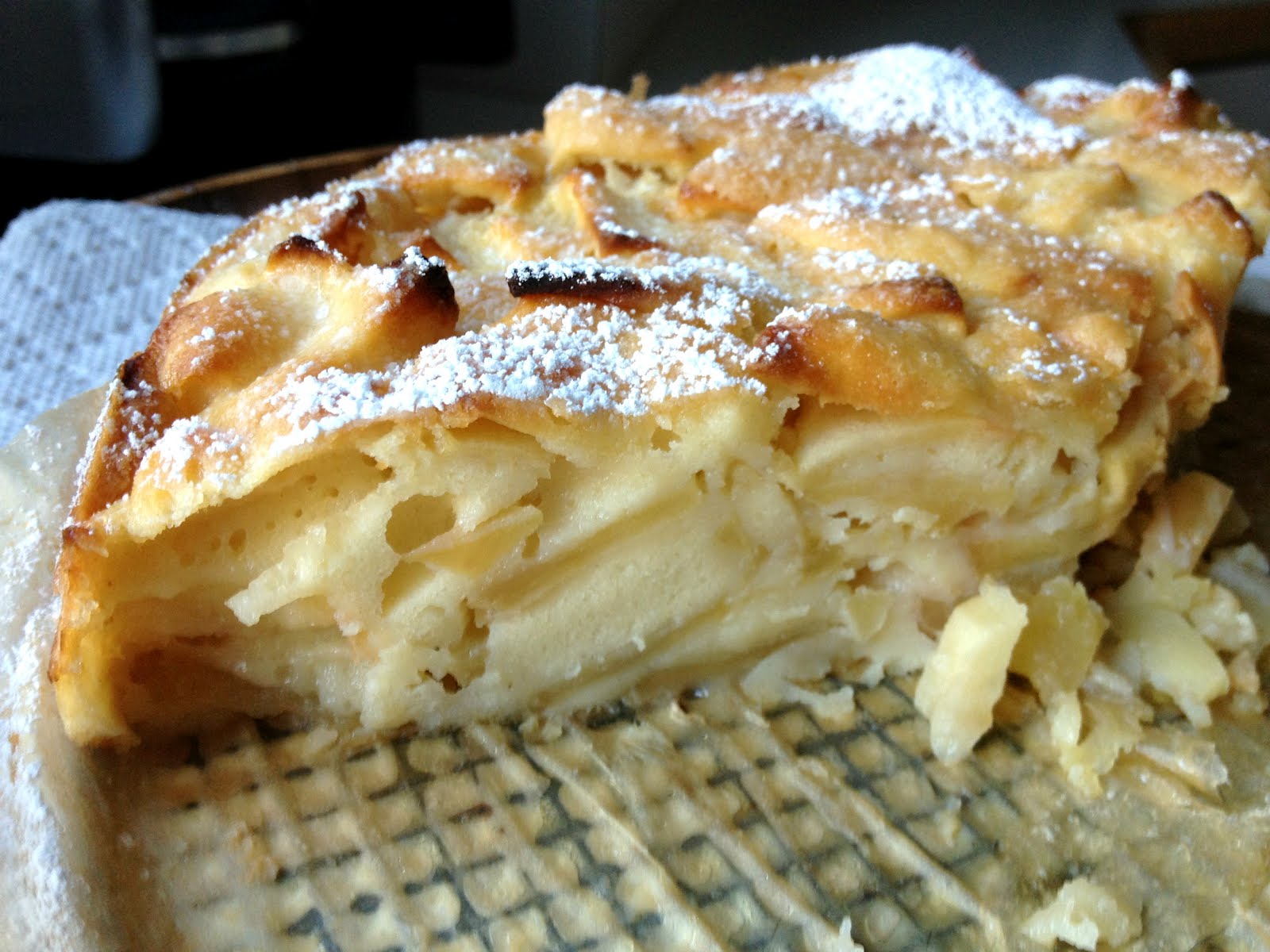 Apple Sharlotka (Russian Apple Cake)