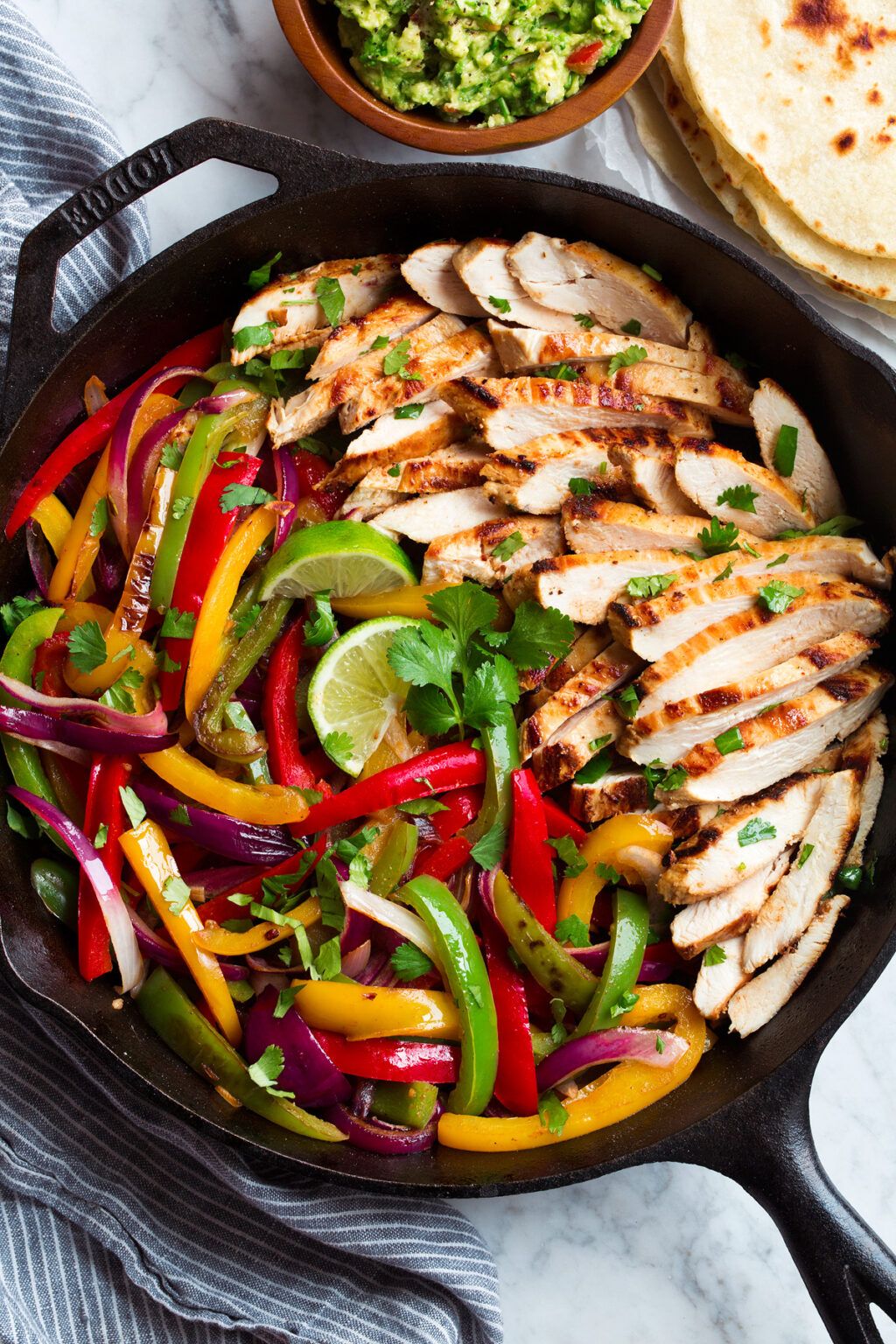 Juicy Slow Cooker Chicken Fajitas