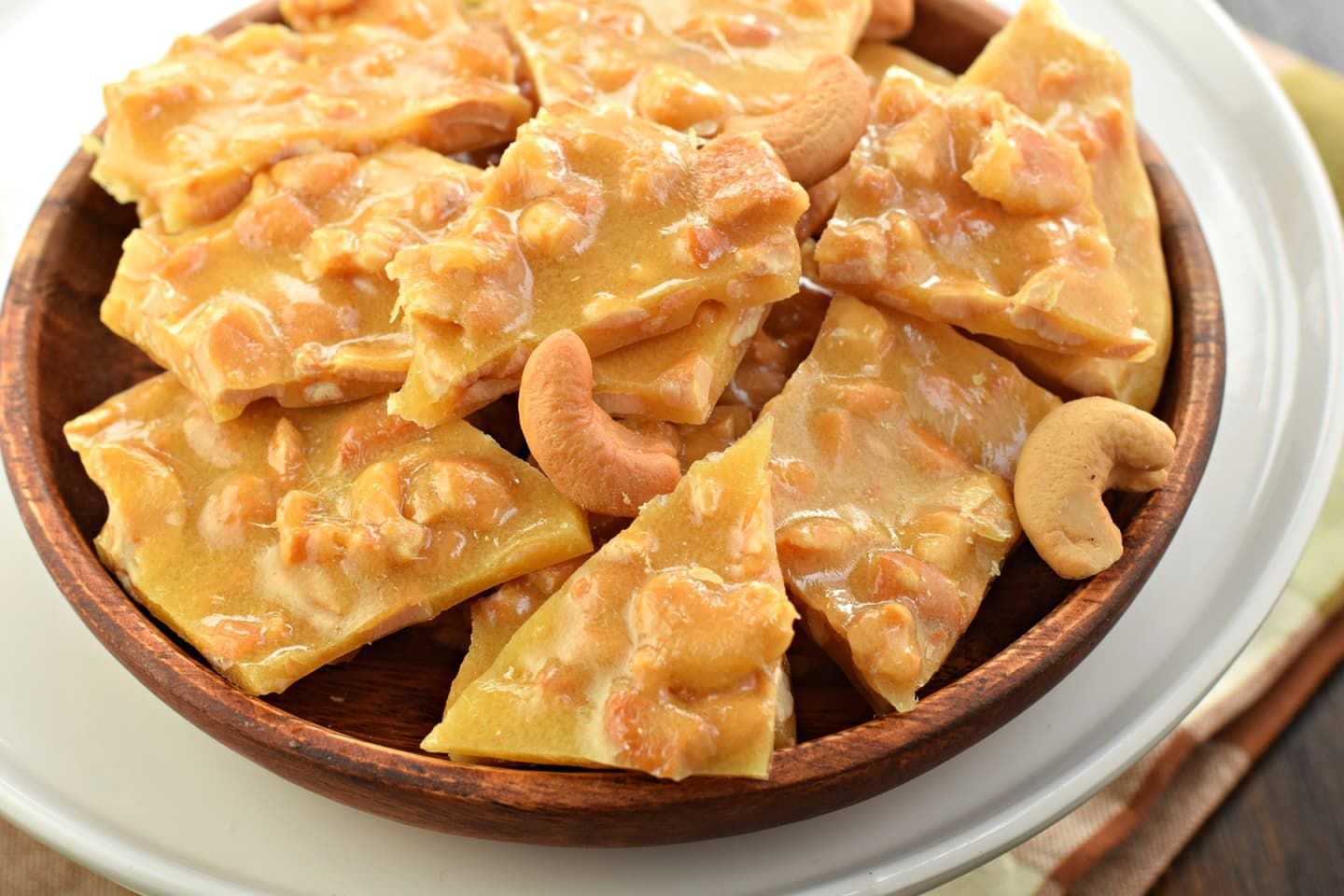 Delicious Cashew Brittle