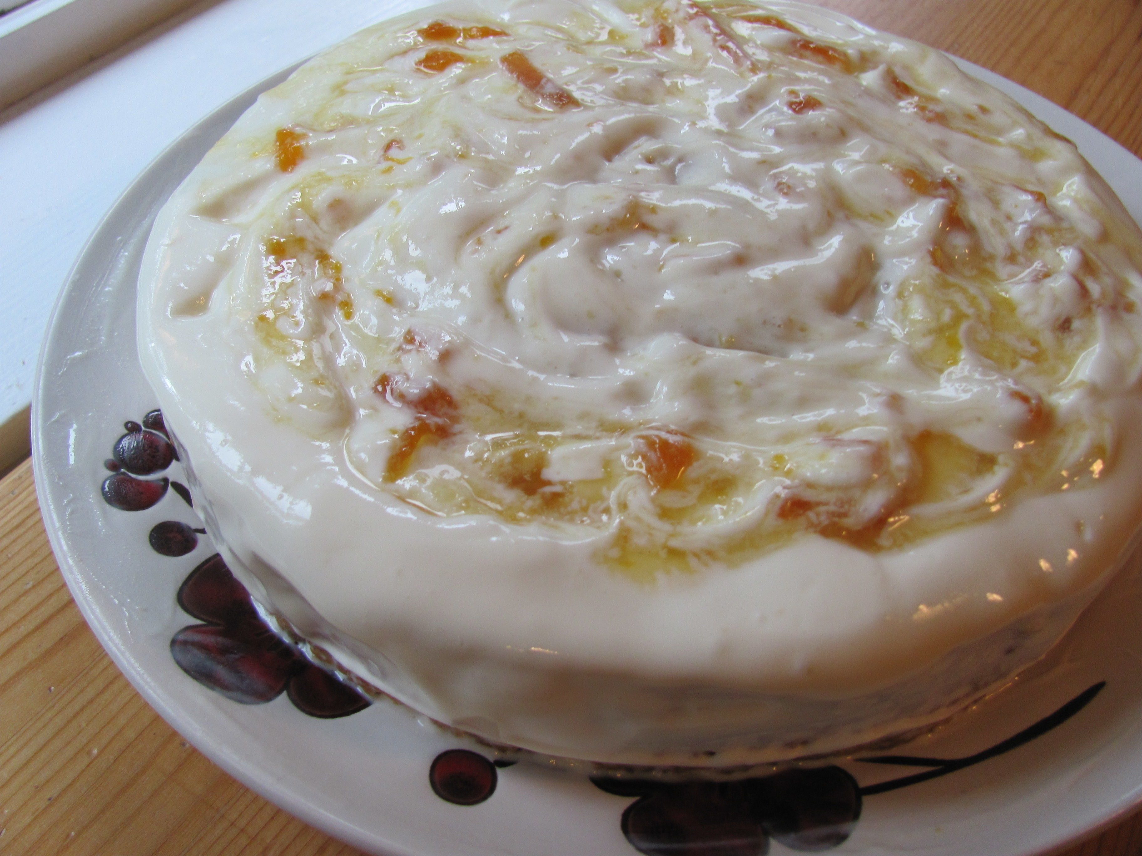 Delicious Russian Sour Cream Cake