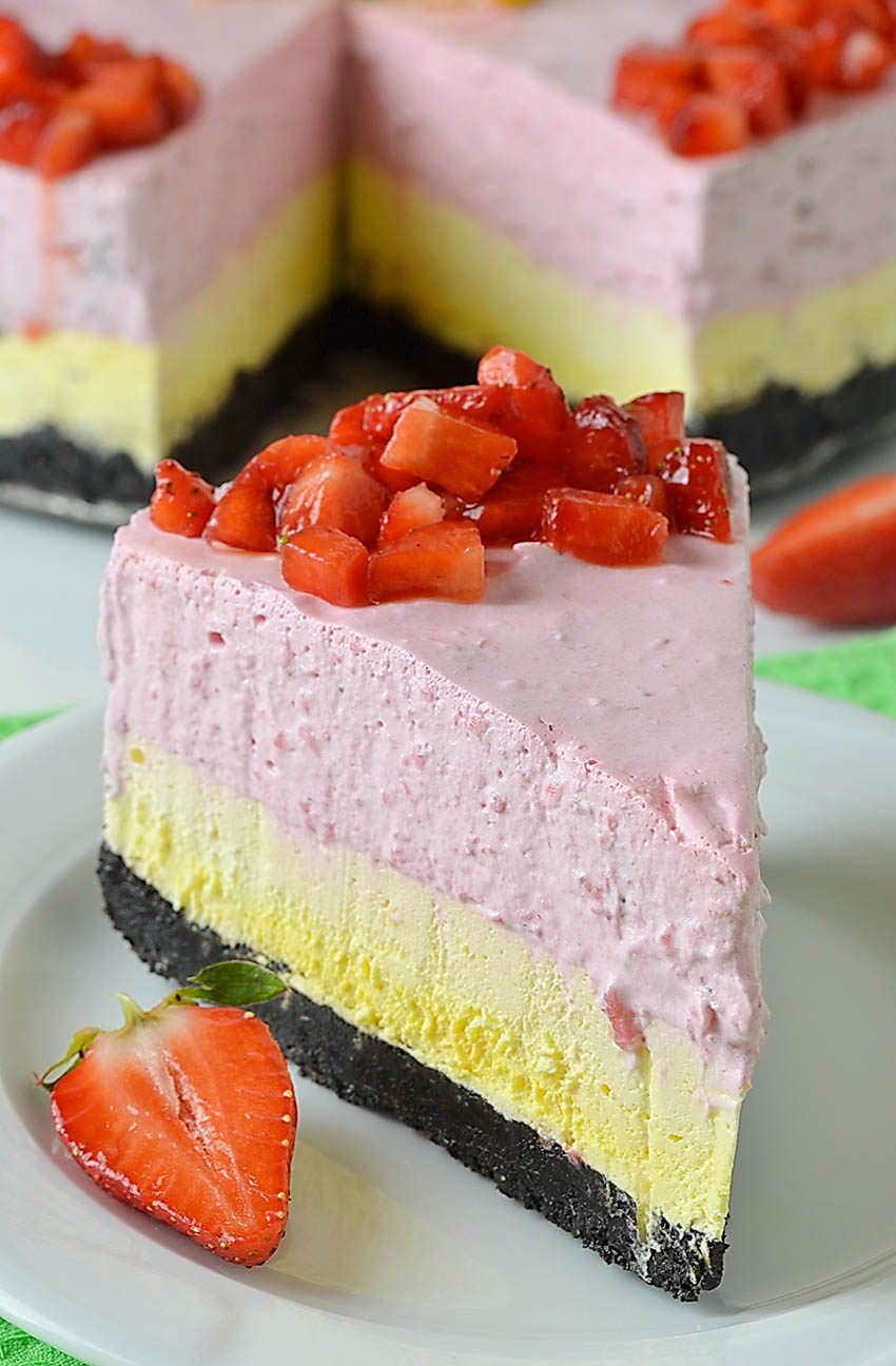 Strawberry Lemonade Cheesecake