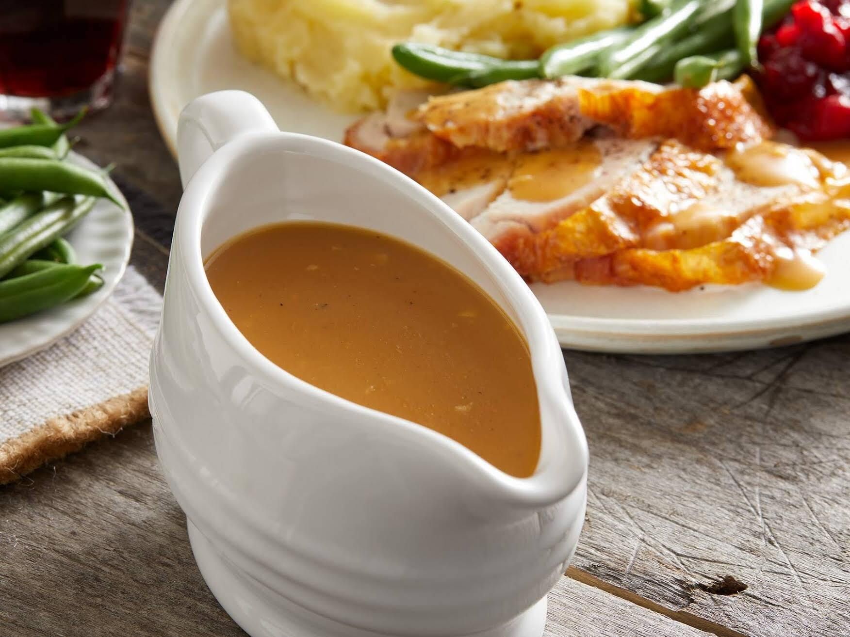 Simple Garlic and Black Pepper Sauce