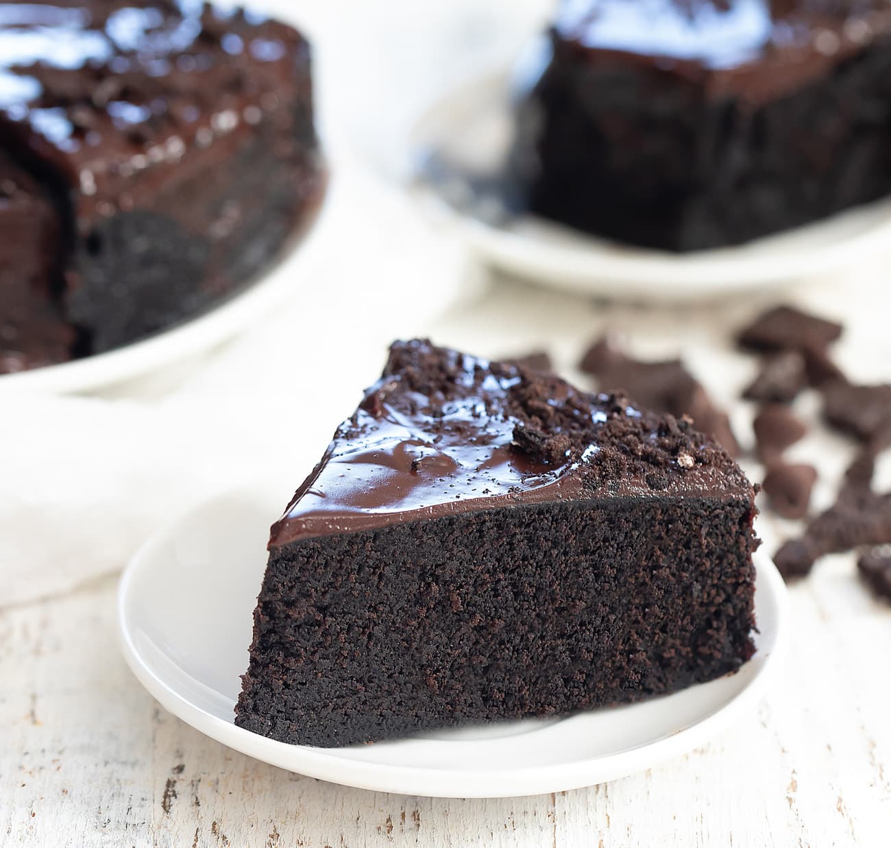 2 Ingredient Chocolate Cake